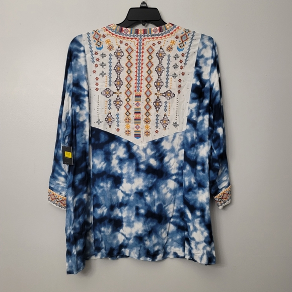 John Mark Embroidered Tie Dye Print V-Neck 3/4 Sleeve High-Low Blouse - Picture 5 of 9